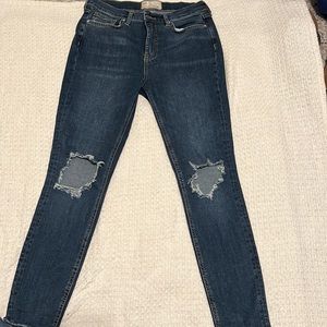 Free people busted knee size 29